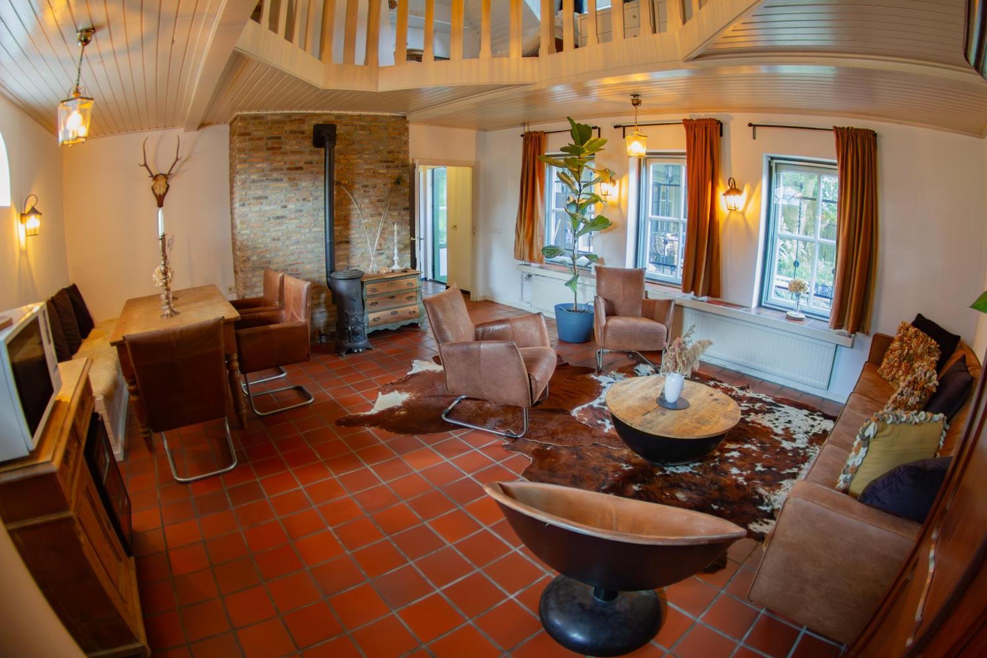 De Oude Pastorie Macharen Bed & Breakfast Bagian luar foto