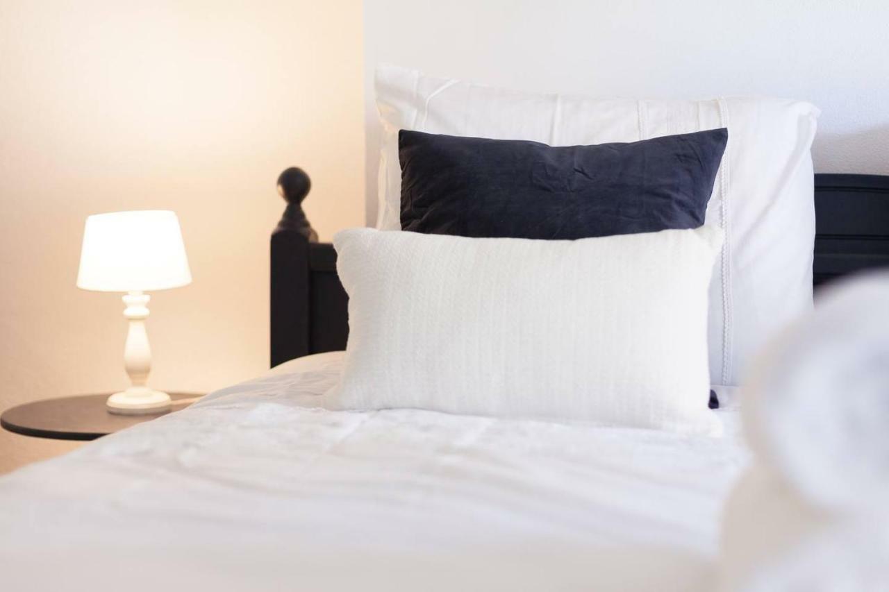 De Oude Pastorie Macharen Bed & Breakfast Bagian luar foto